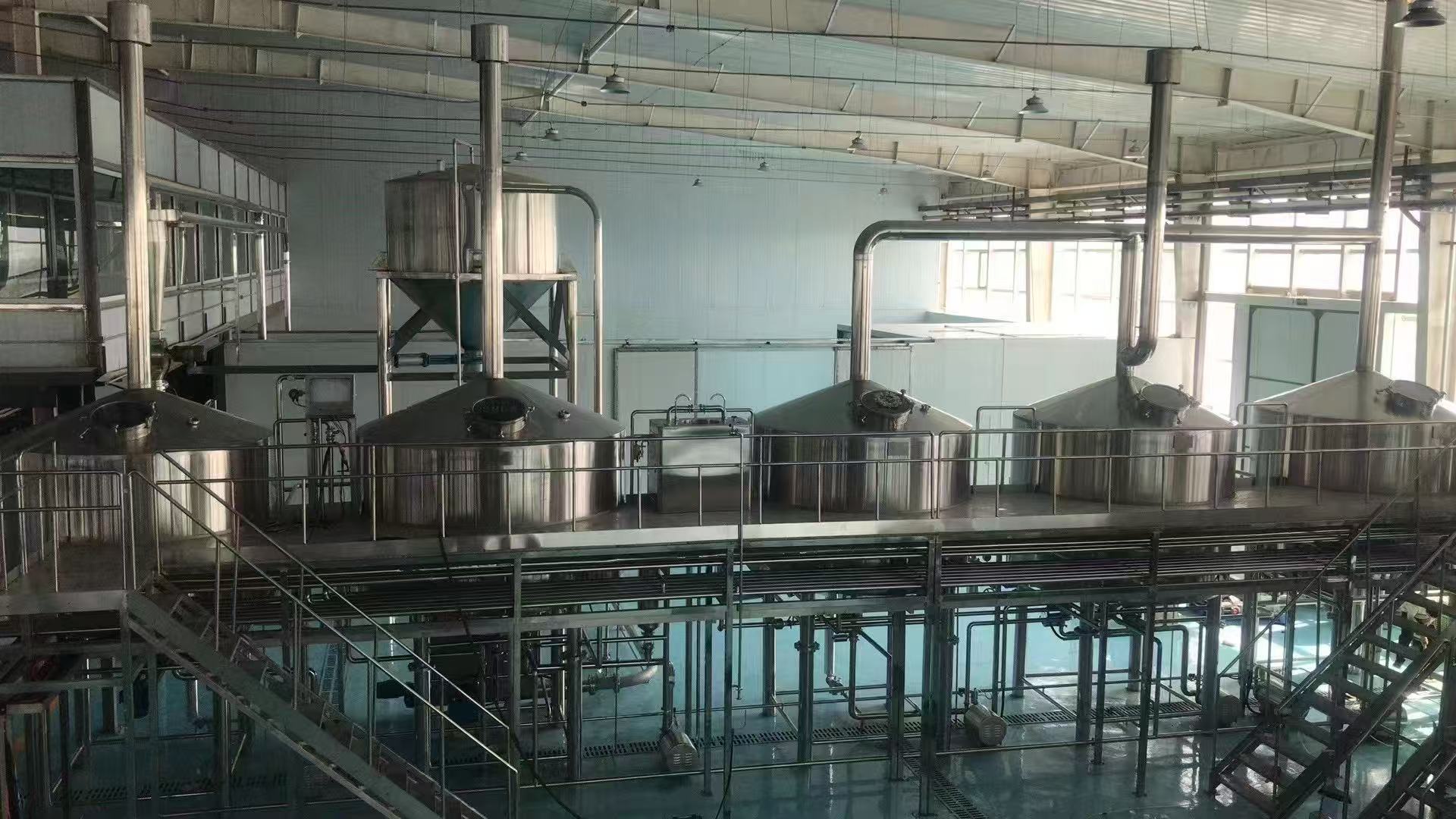 鼓楼精酿啤酒设备厂—精酿啤酒设备主要生产工艺与核心技术
